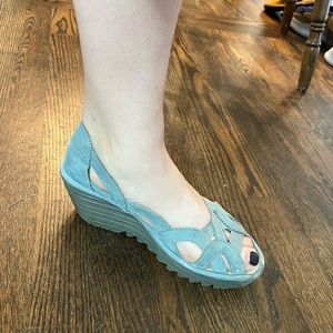 Fly London Yadi wedge heel